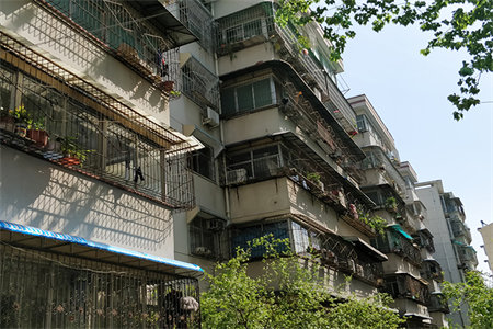 精品好房，绿地派克公馆3室2厅2卫1阳台，房主急售